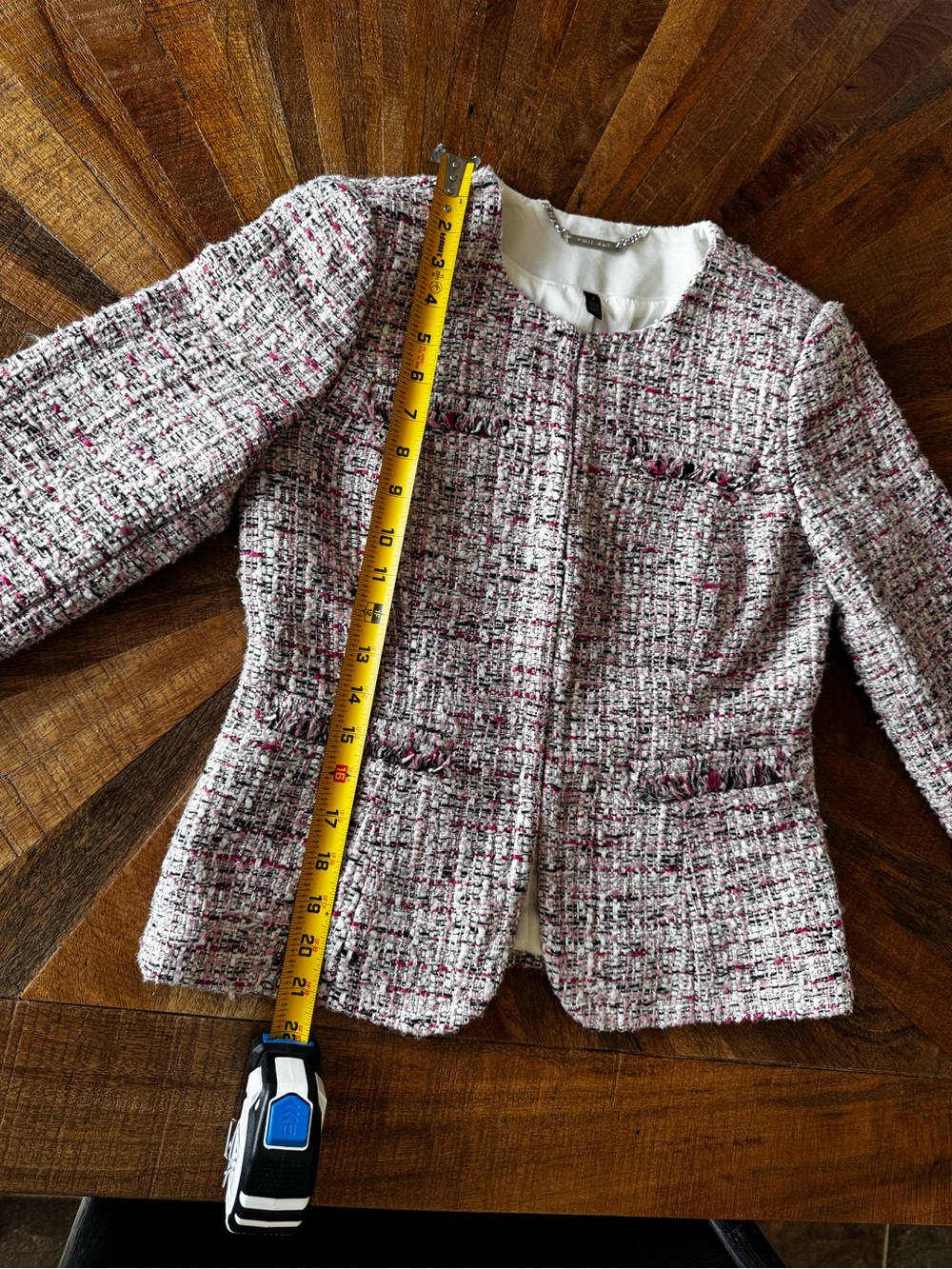White House Black Market Pink and White Tweed Collarless Blazer - Picture 11 of 16
